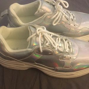 Wild Fable Holographic sneakers size 9.5 women